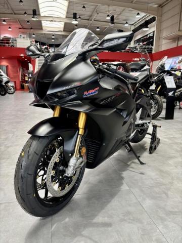 Cbr 1000 Rr-R Sp - Cbr1000rrr Sp image 1