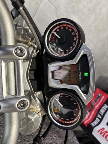 R Nine T image 1
