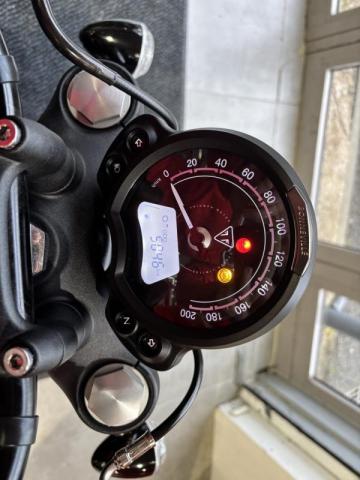 Bonneville Bobber 1200 - Bobber - Bonneville image 1