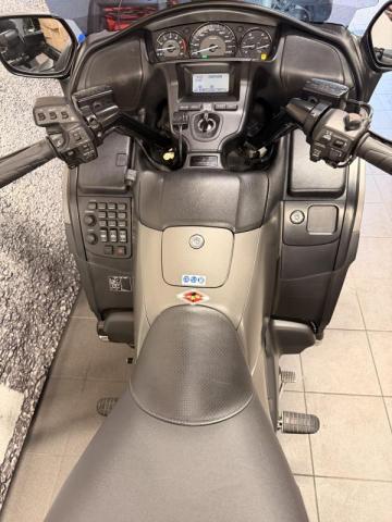 Goldwing Bagger - Gl1800b - Gold B image 6