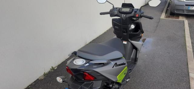 Suzuki Avenis 125 Avenis125 image 1