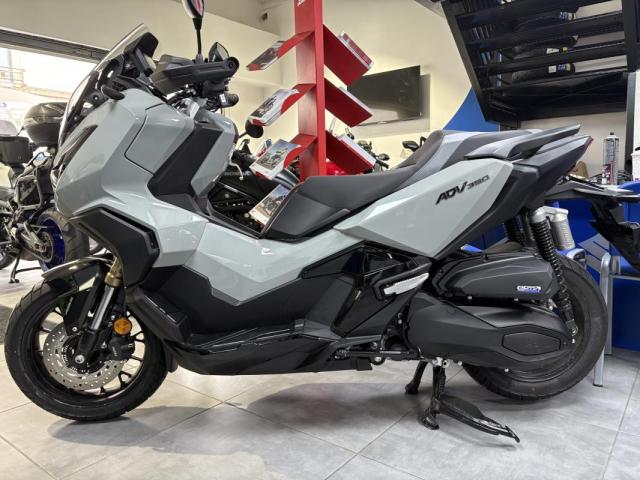 Honda Adv 350 Adv350 Adv-350 A2 image 2