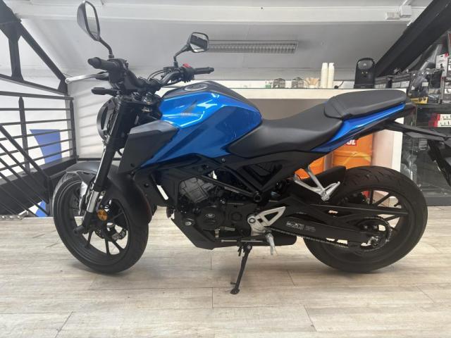 Cb 125 R Cb125 R Cb 125r Cb125r A1 image 2