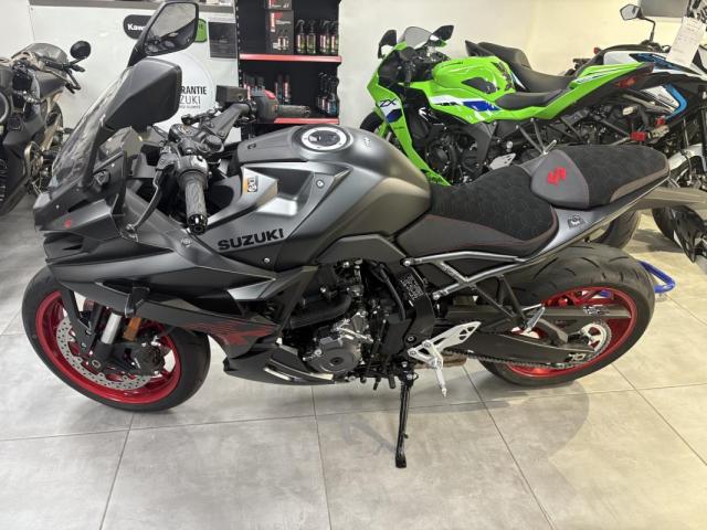 Gsx-8r Gsx8r Gsx 8 R A2 image 1