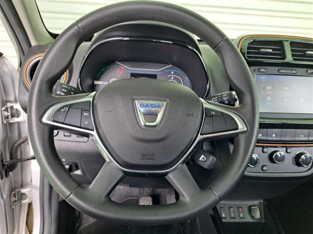 Dacia Spring image 2