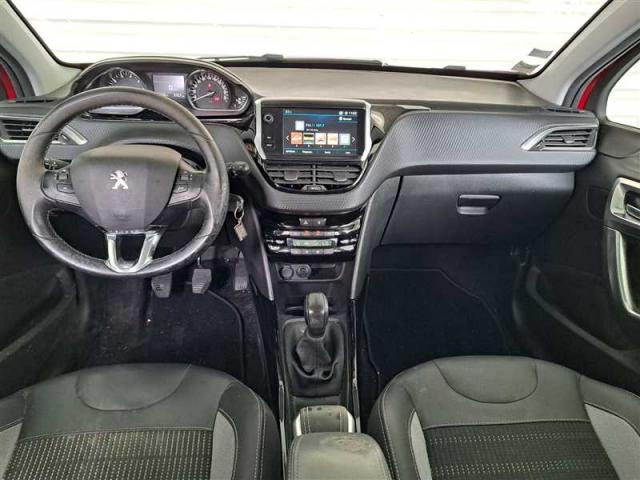 Peugeot 2008 image 9