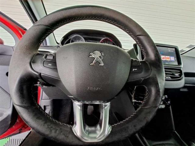 Peugeot 2008 image 3