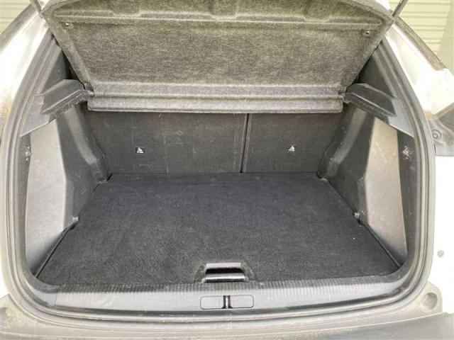 Peugeot 2008 image 7