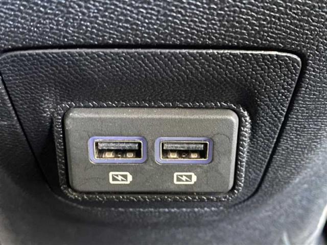 Peugeot 3008 image 2