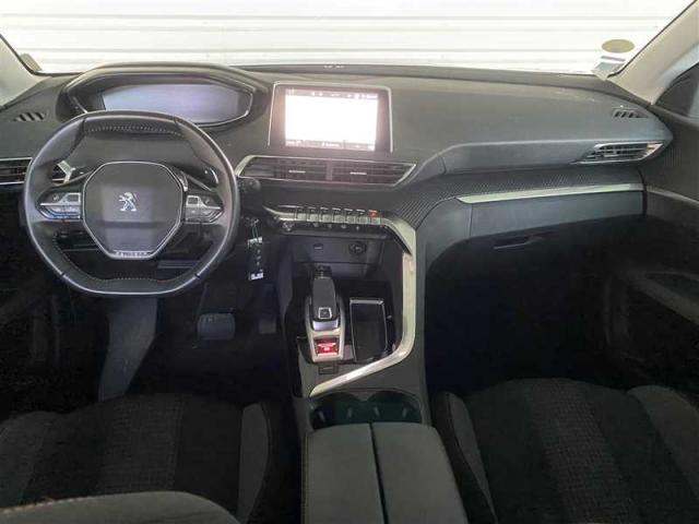 Peugeot 3008 image 8