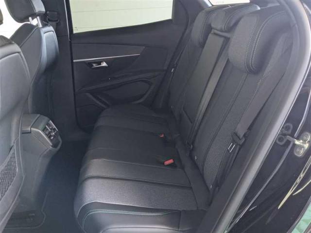 Peugeot 3008 image 3