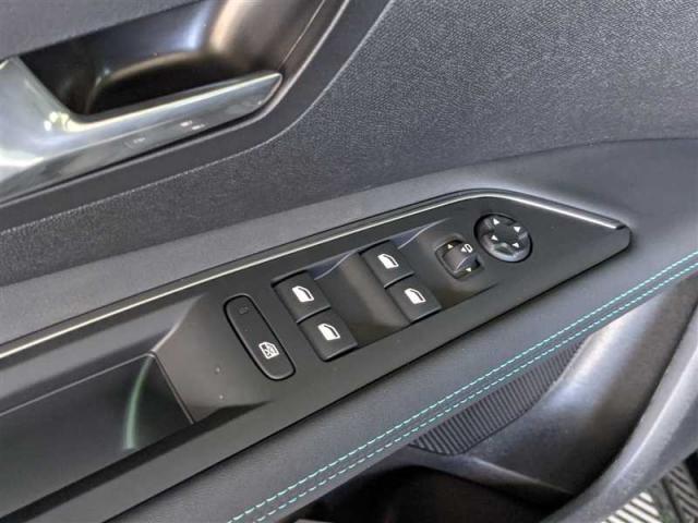 Peugeot 3008 image 5