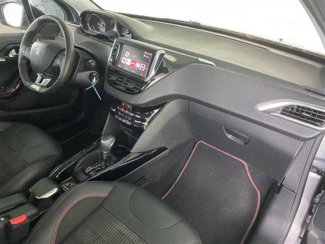 Peugeot 2008 image 7