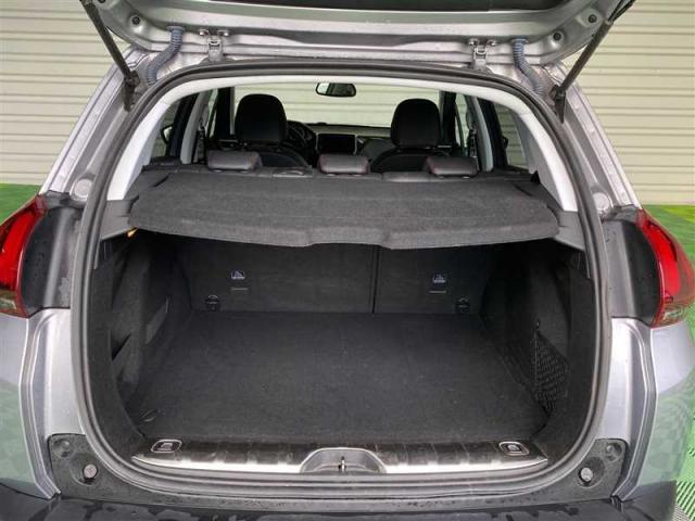 Peugeot 2008 image 6