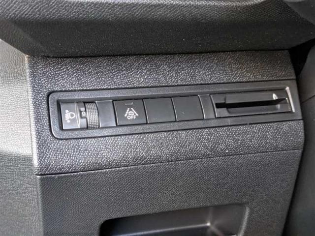 Peugeot 3008 image 1
