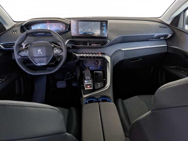 Peugeot 3008 image 3