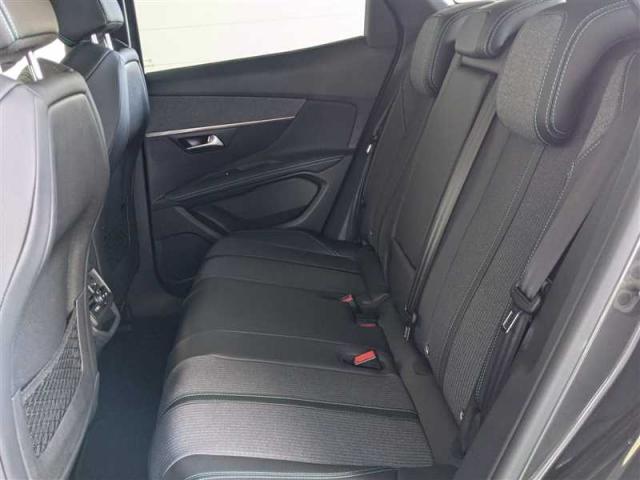 Peugeot 3008 image 9