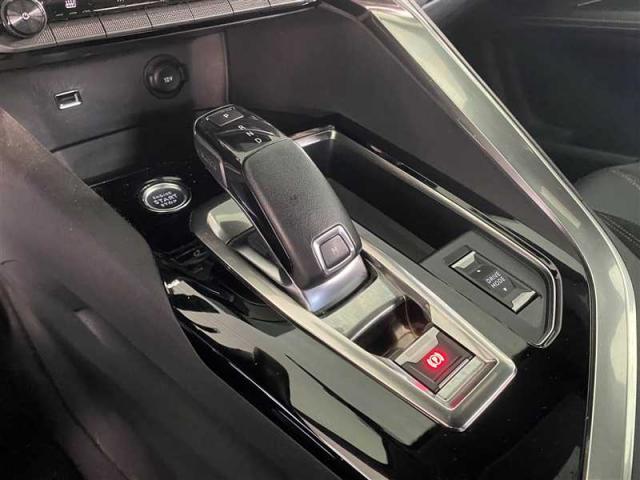 Peugeot 3008 image 6