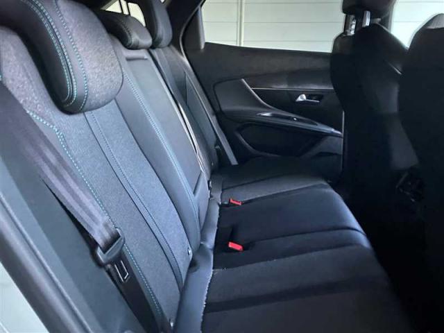 Peugeot 3008 image 1