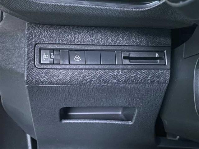 Peugeot 3008 image 8