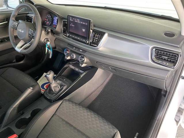 Kia Rio image 3
