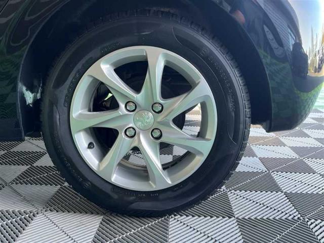 Peugeot 208 image 5