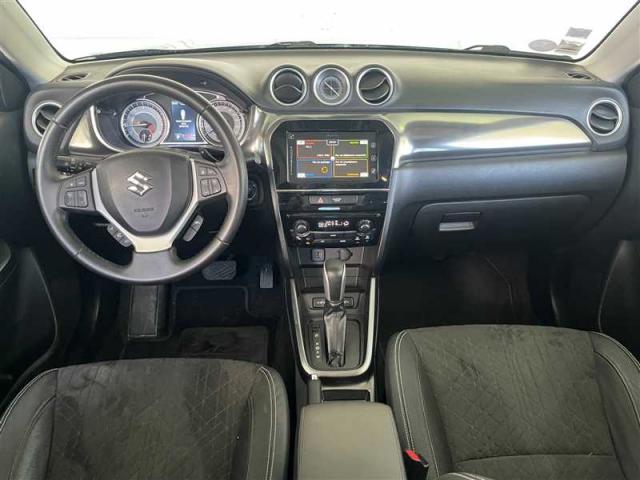 Suzuki Vitara image 9