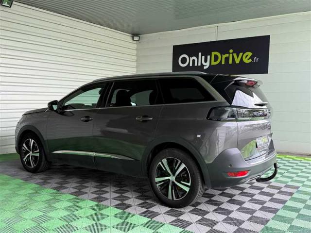 Peugeot 5008 image 1