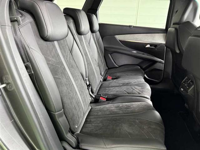 Peugeot 5008 image 3