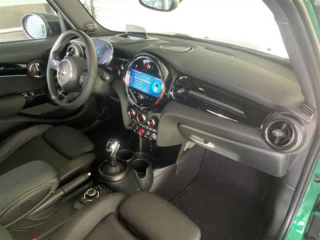 Mini Cooper S image 3