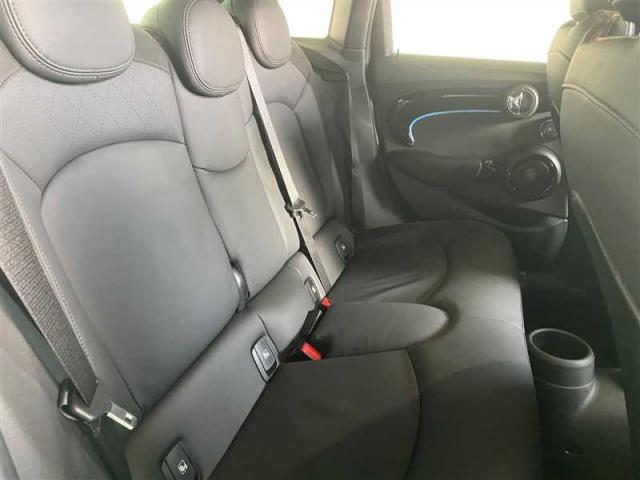 Mini Cooper S image 4