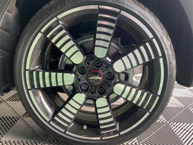 Mini Cooper S image 9