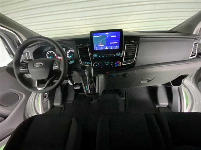 Ford Transit Custom image 4