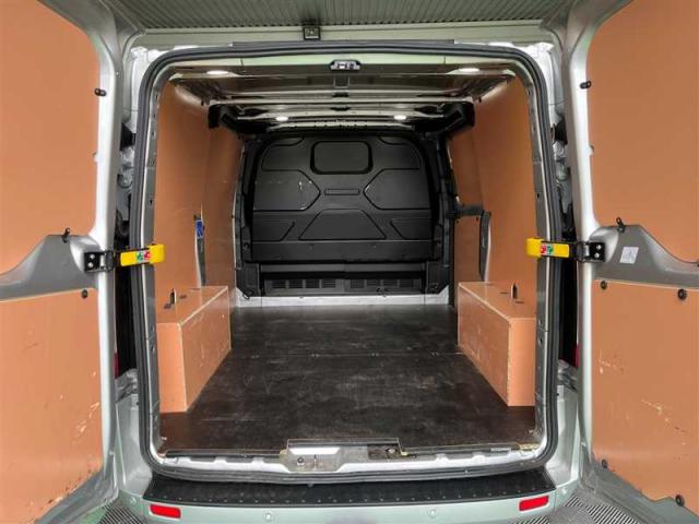 Ford Transit Custom image 1