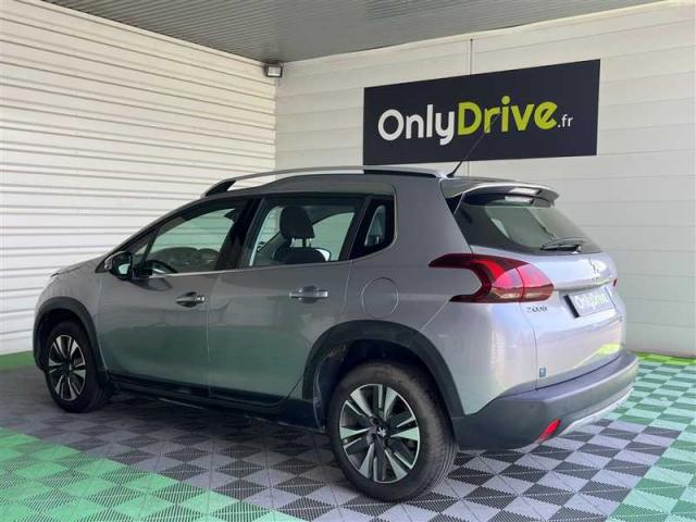 Peugeot 2008 image 1