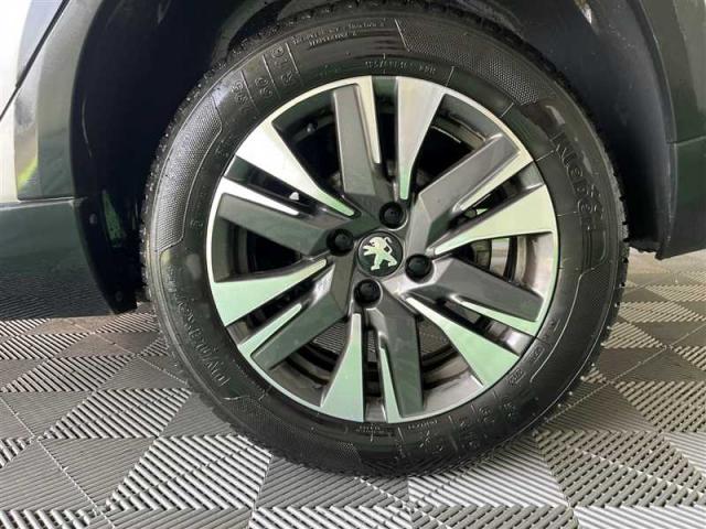 Peugeot 2008 image 9