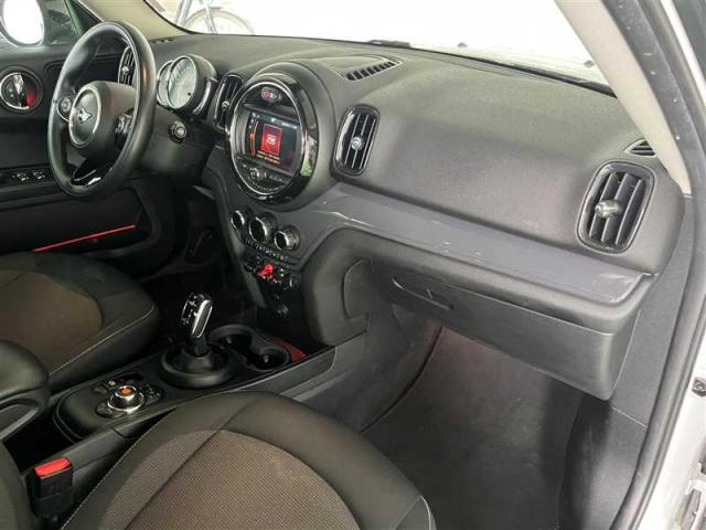 Mini Countryman image 5