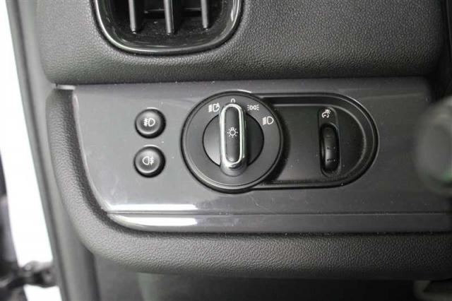 Mini Countryman image 8