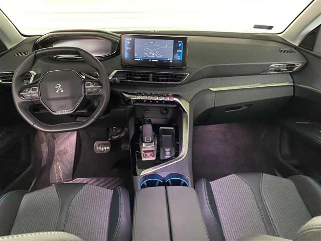 Peugeot 3008 image 9