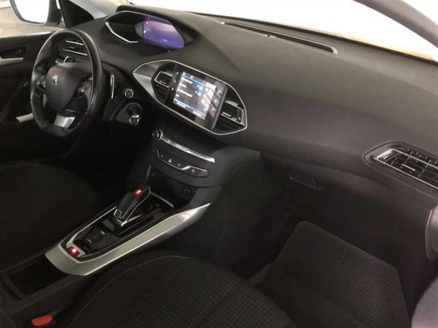 Peugeot 308 image 4
