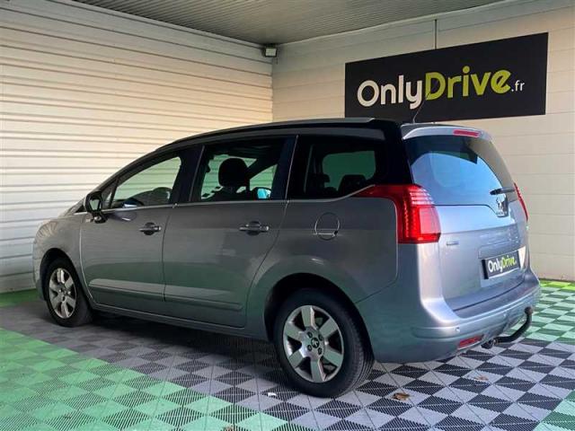 Peugeot 5008 image 4