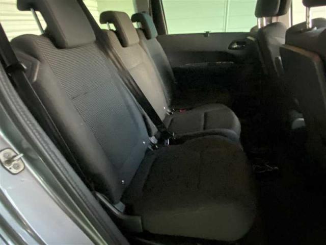 Peugeot 5008 image 3