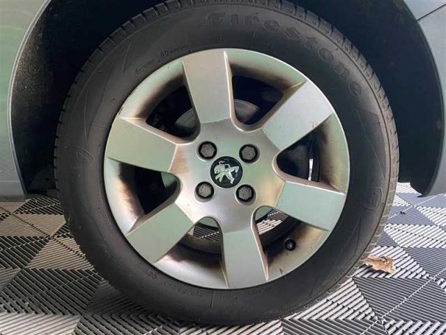 Peugeot 5008 image 8