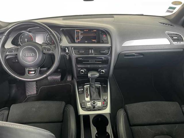 Audi A4 image 8