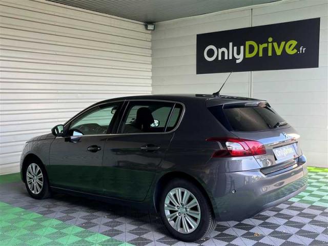 Peugeot 308 image 1