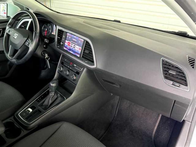 Seat Leon image 9
