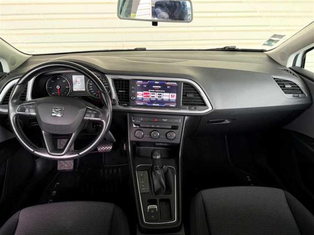 Seat Leon image 3