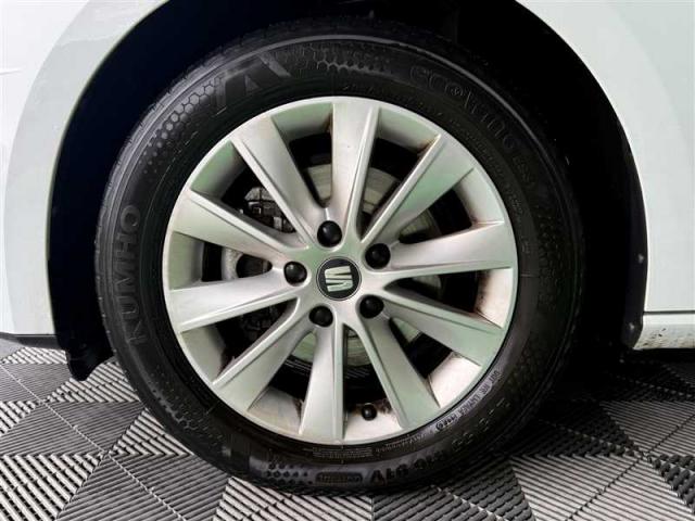 Seat Leon image 1