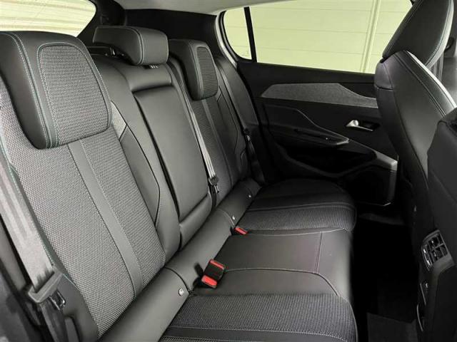 Peugeot 308 image 7