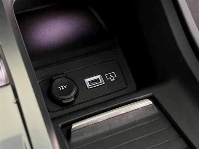 Peugeot 308 image 2